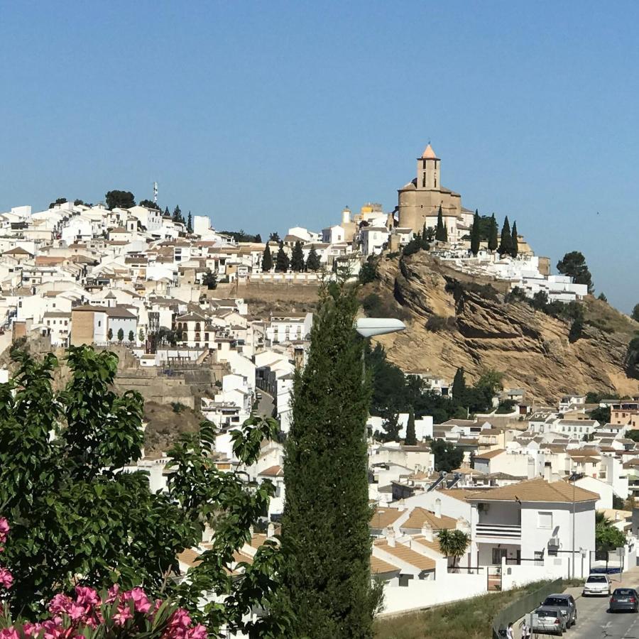 Cortijo Rocas Altas Villa Iznájar Eksteriør billede